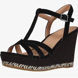 Ugg Melissa wedge‎ 12. New